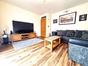 Lounge- click for photo gallery